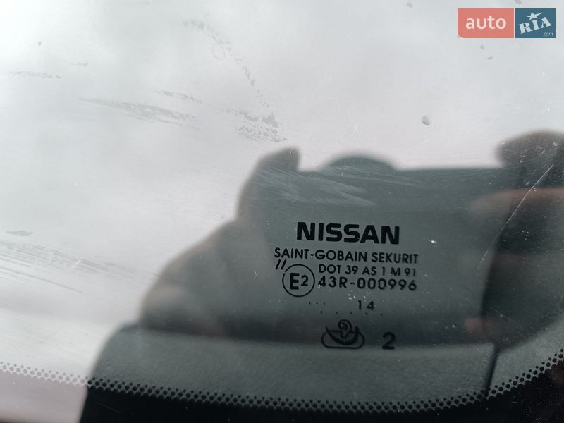 Хэтчбек Nissan Leaf 2014 в Ровно