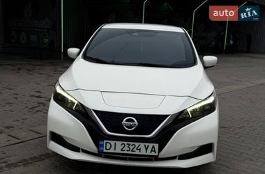 Хетчбек Nissan Leaf 2018 в Чернівцях
