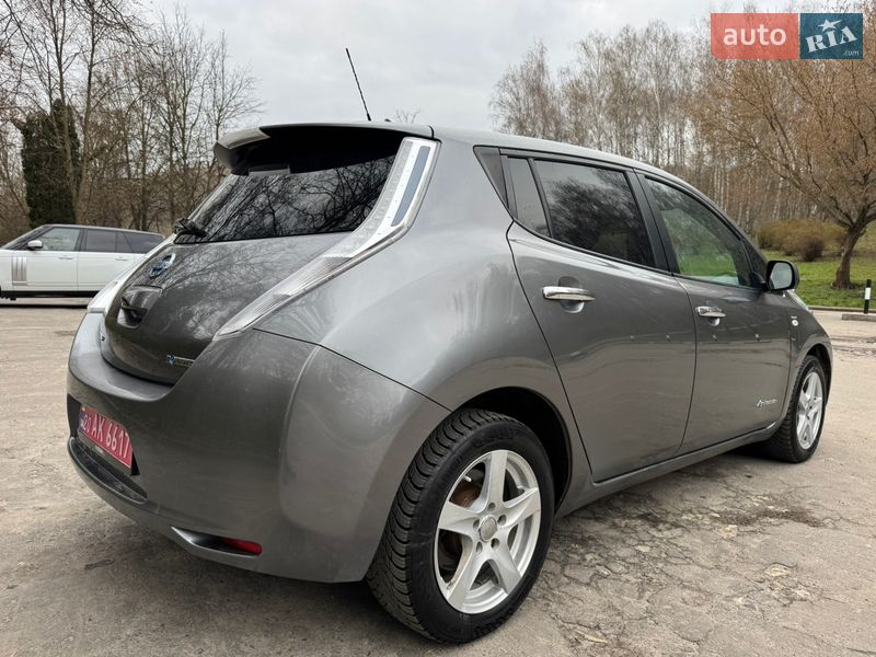 Хетчбек Nissan Leaf 2016 в Тернополі фото 5 Хетчбек Nissan Leaf 2016 в Тернополі