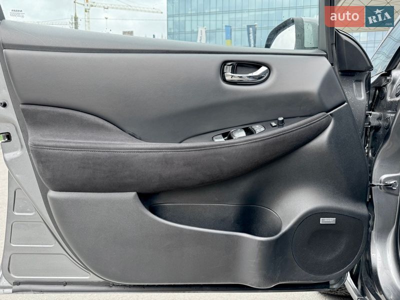 Хетчбек Nissan Leaf 2016 в Тернополі фото 17 Хетчбек Nissan Leaf 2016 в Тернополі