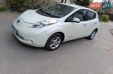 Хетчбек Nissan Leaf 2011 в Львові