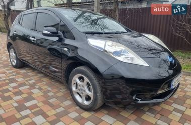 Хэтчбек Nissan Leaf 2013 в Днепре