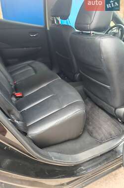 Хетчбек Nissan Leaf 2014 в Кропивницькому