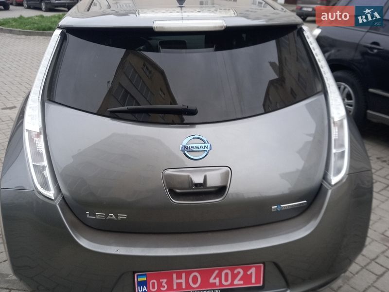 Хетчбек Nissan Leaf 2017 в Сокалі