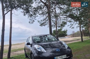 Хэтчбек Nissan Leaf 2012 в Черкассах