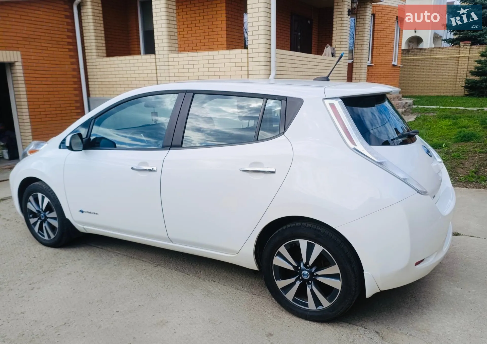 2013 Nissan Leaf - мініатюра 4