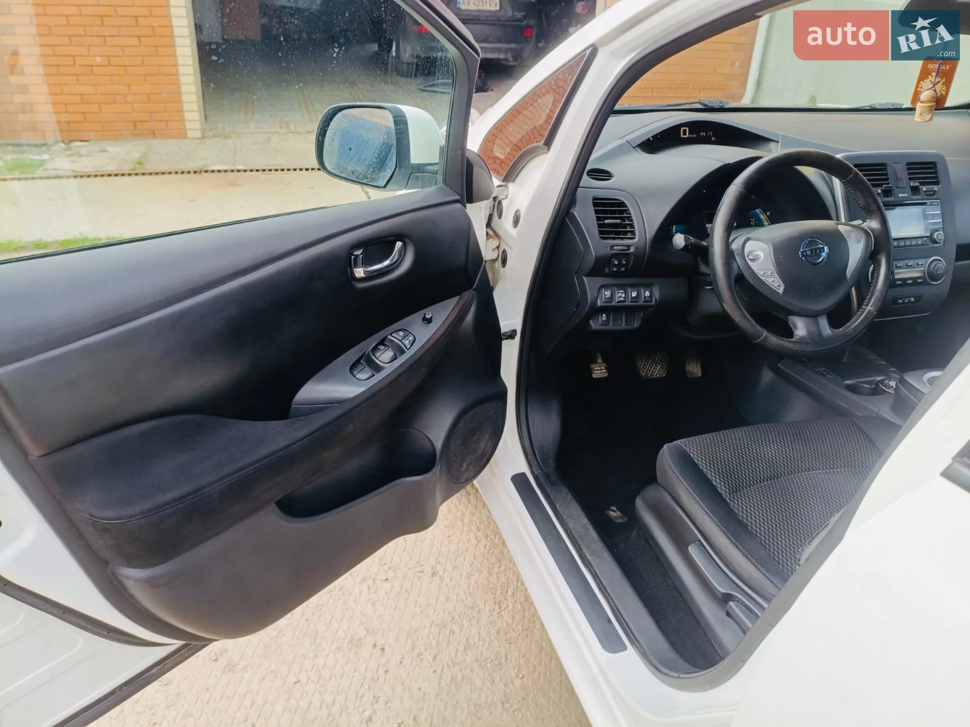 2013 Nissan Leaf - мініатюра 8