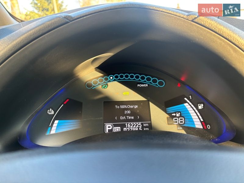 Хэтчбек Nissan Leaf 2014 в Нововолынске