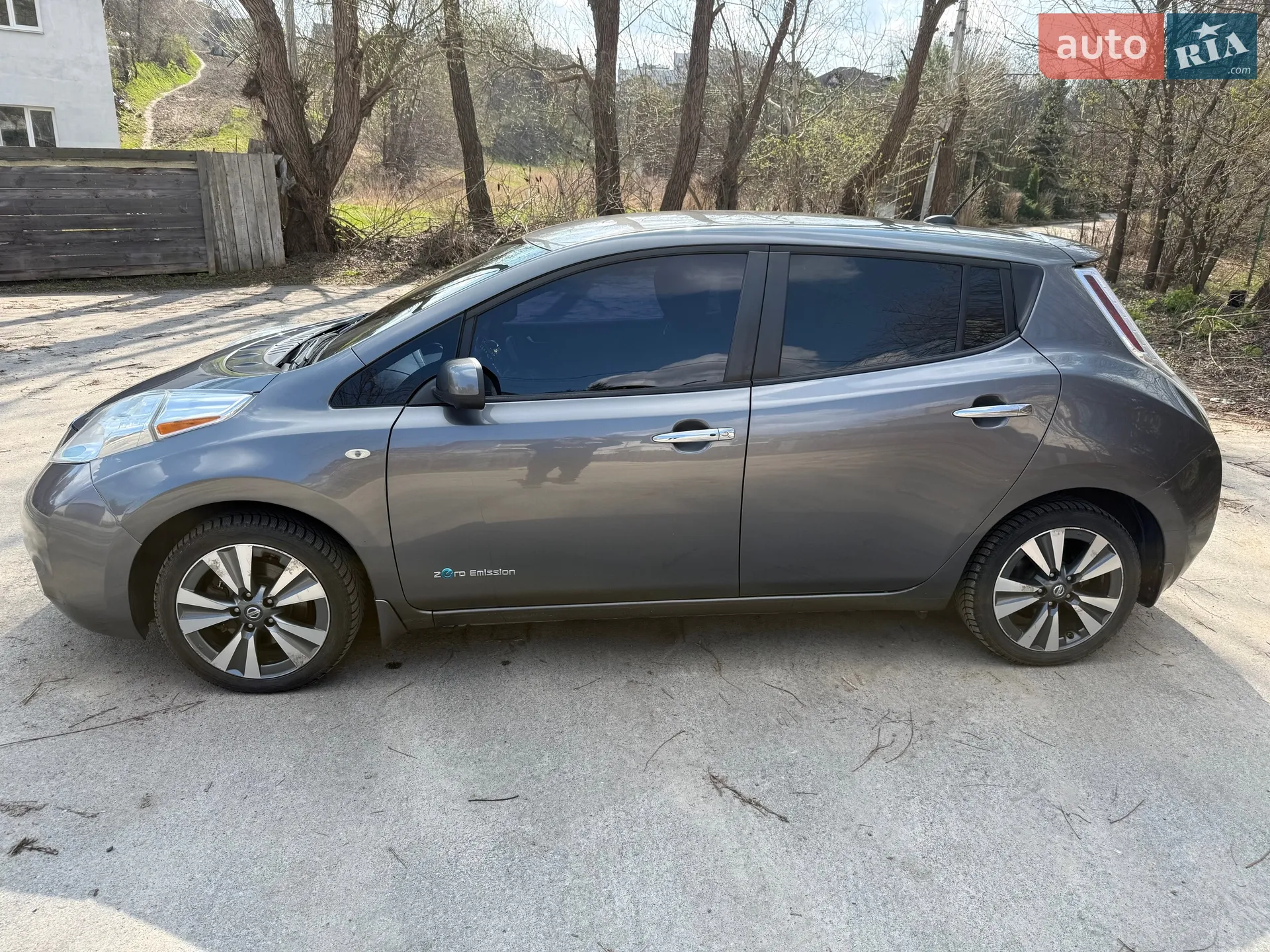 2016 Nissan Leaf - мініатюра 3