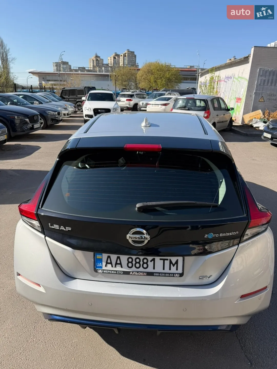 2020 Nissan Leaf - мініатюра 10
