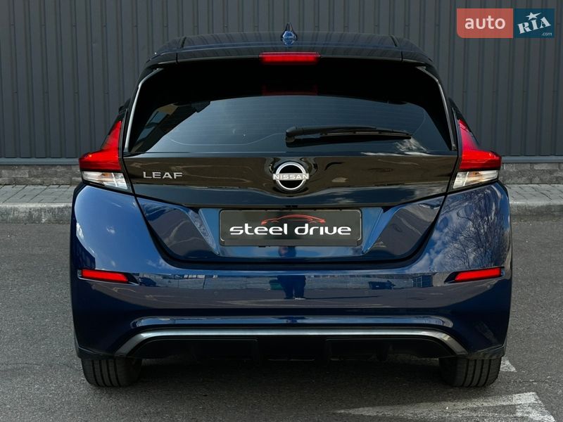 Хэтчбек Nissan Leaf 2022 в Николаеве