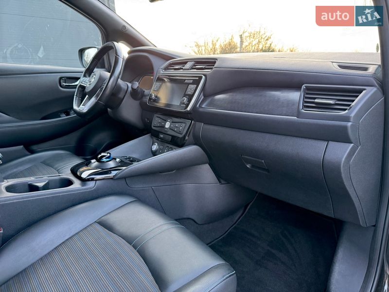 Хетчбек Nissan Leaf 2018 в Тернополі фото 26 Хетчбек Nissan Leaf 2018 в Тернополі