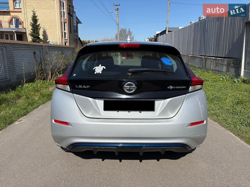Хэтчбек Nissan Leaf 2018 в Киеве фото 3 Хэтчбек Nissan Leaf 2018 в Киеве