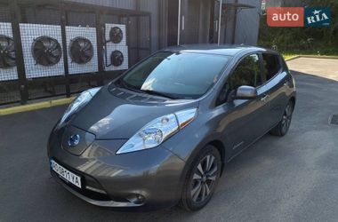 Хэтчбек Nissan Leaf 2015 в Ужгороде