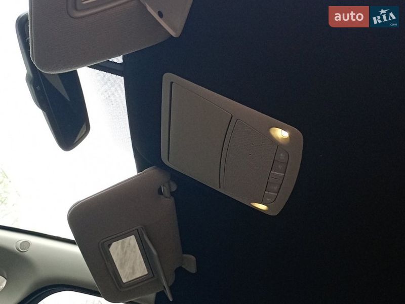 Хэтчбек Nissan Leaf 2015 в Тернополе