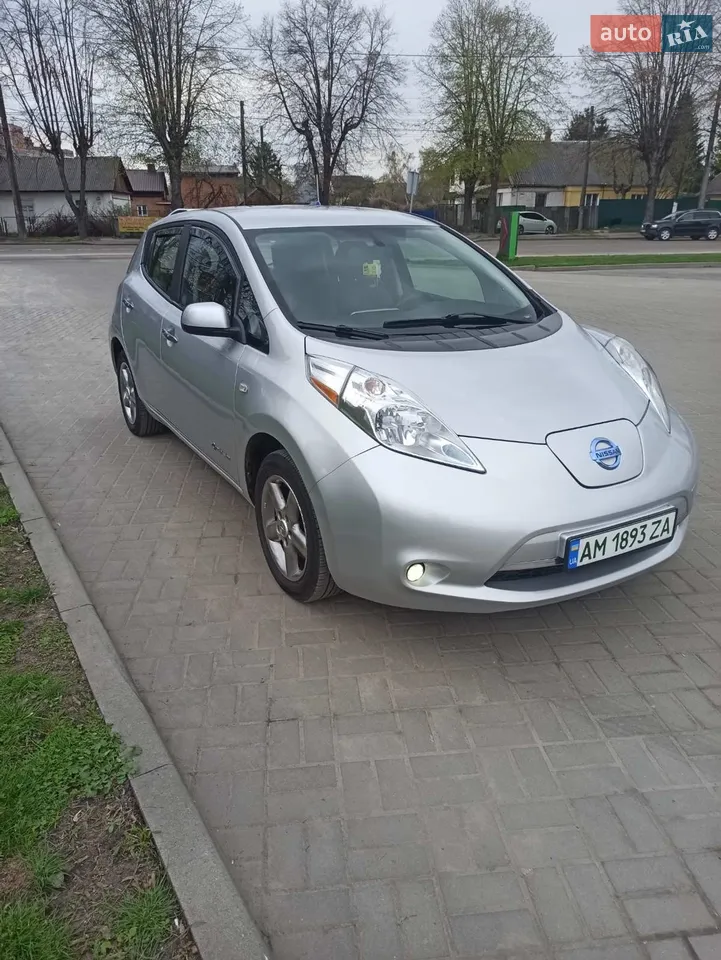 2013 Nissan Leaf - мініатюра 17