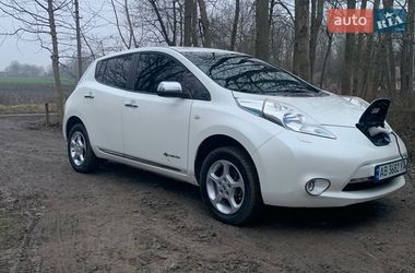Хетчбек Nissan Leaf 2013 в Гайсину
