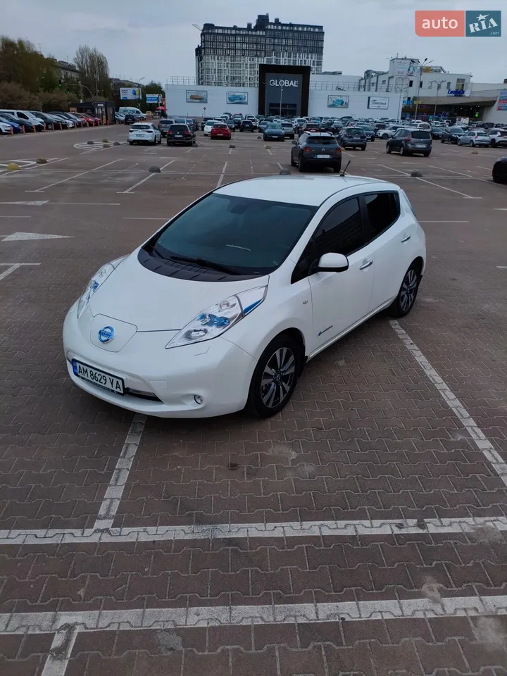 2014 Nissan Leaf - мініатюра 8