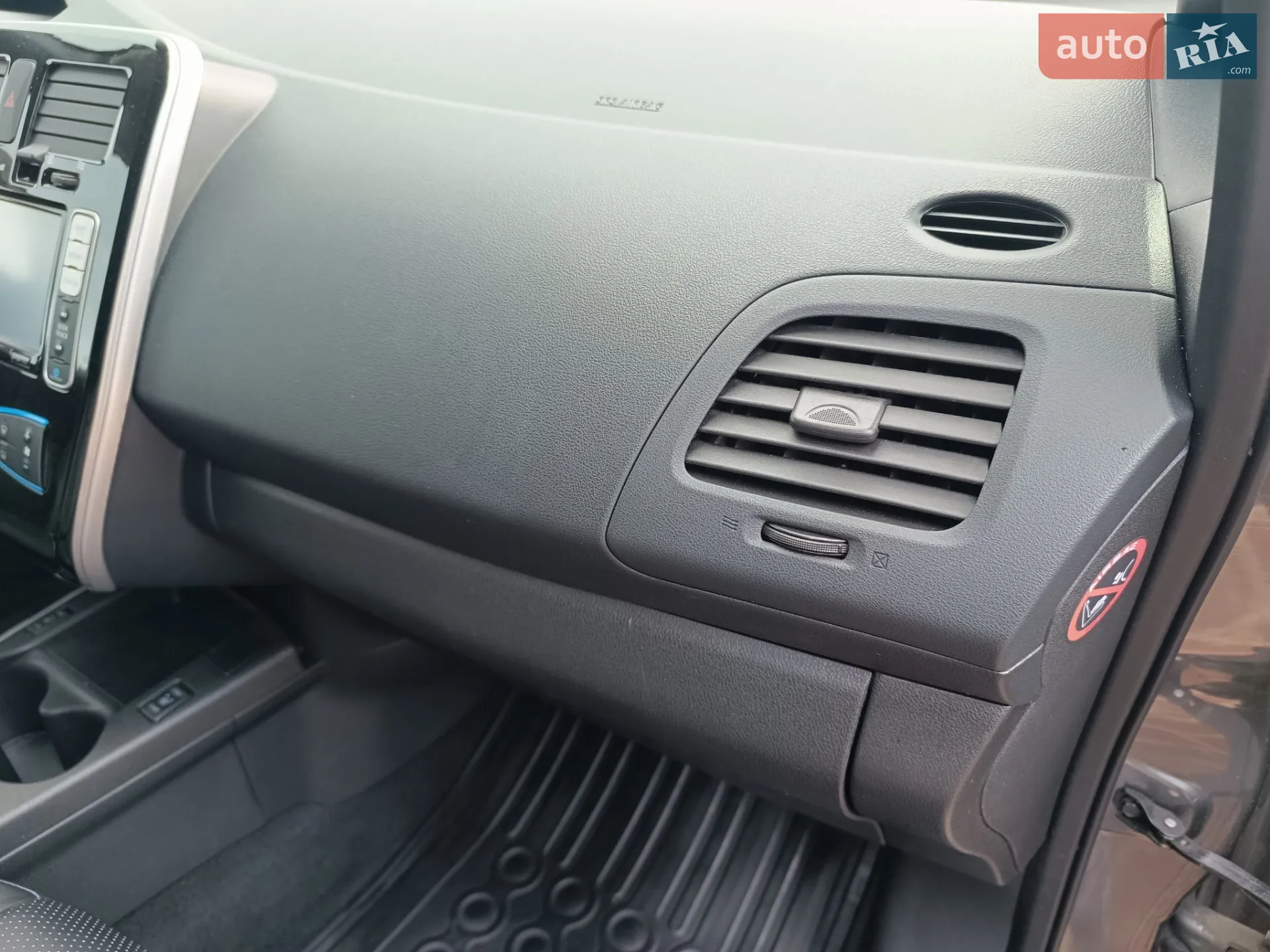 2015 Nissan Leaf - мініатюра 85