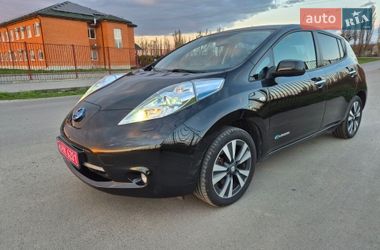 Хетчбек Nissan Leaf 2015 в Луцьку