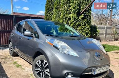 Хетчбек Nissan Leaf 2015 в Житомирі