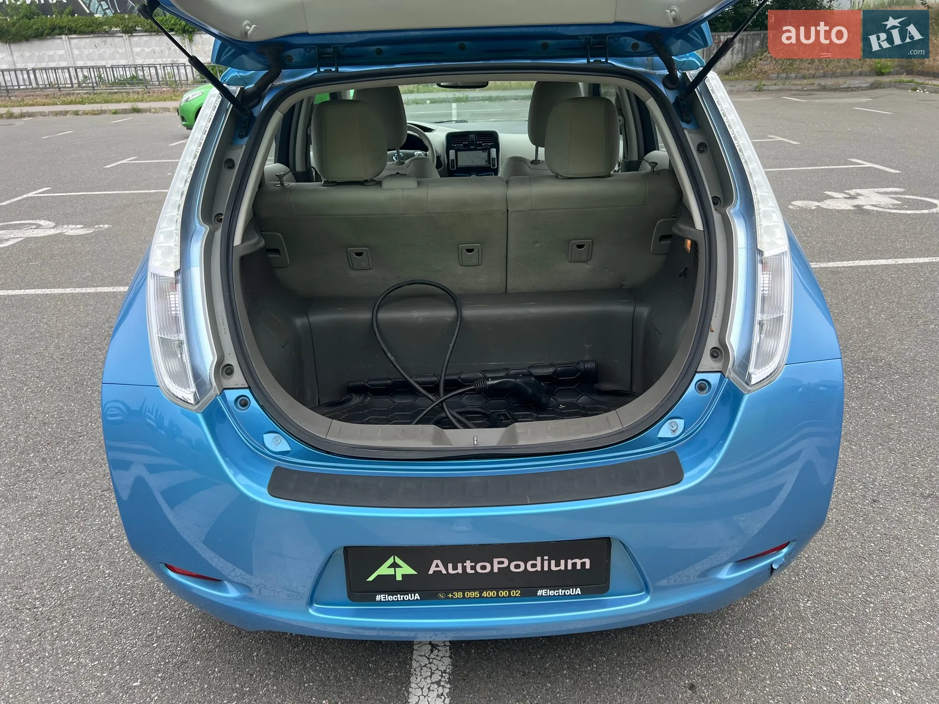2012 Nissan Leaf - мініатюра 31