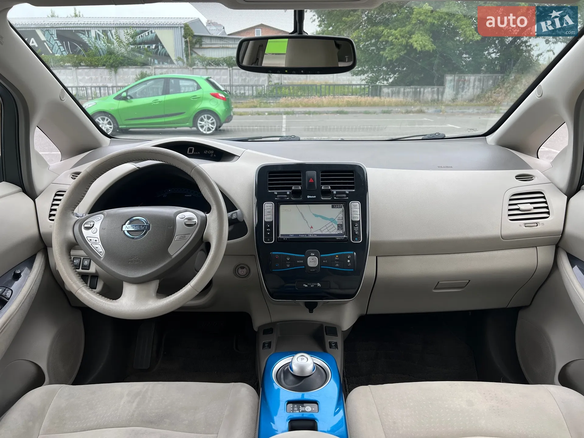 2012 Nissan Leaf - мініатюра 28