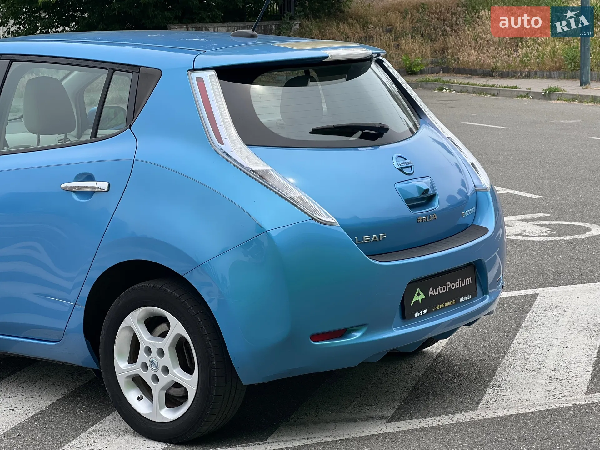 2012 Nissan Leaf - мініатюра 9