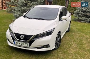 Хетчбек Nissan Leaf 2019 в Дніпрі