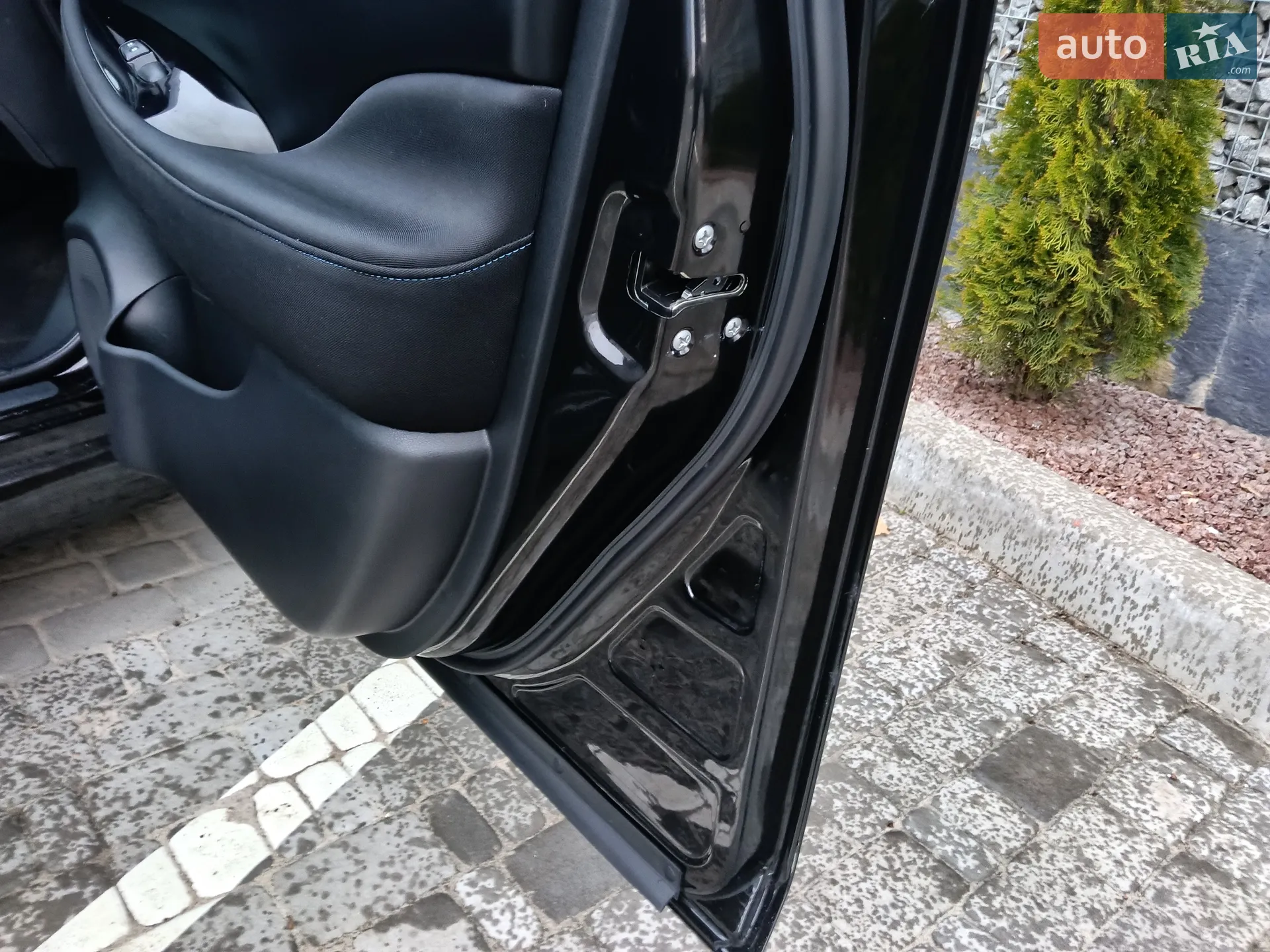 2022 Nissan Leaf - мініатюра 10
