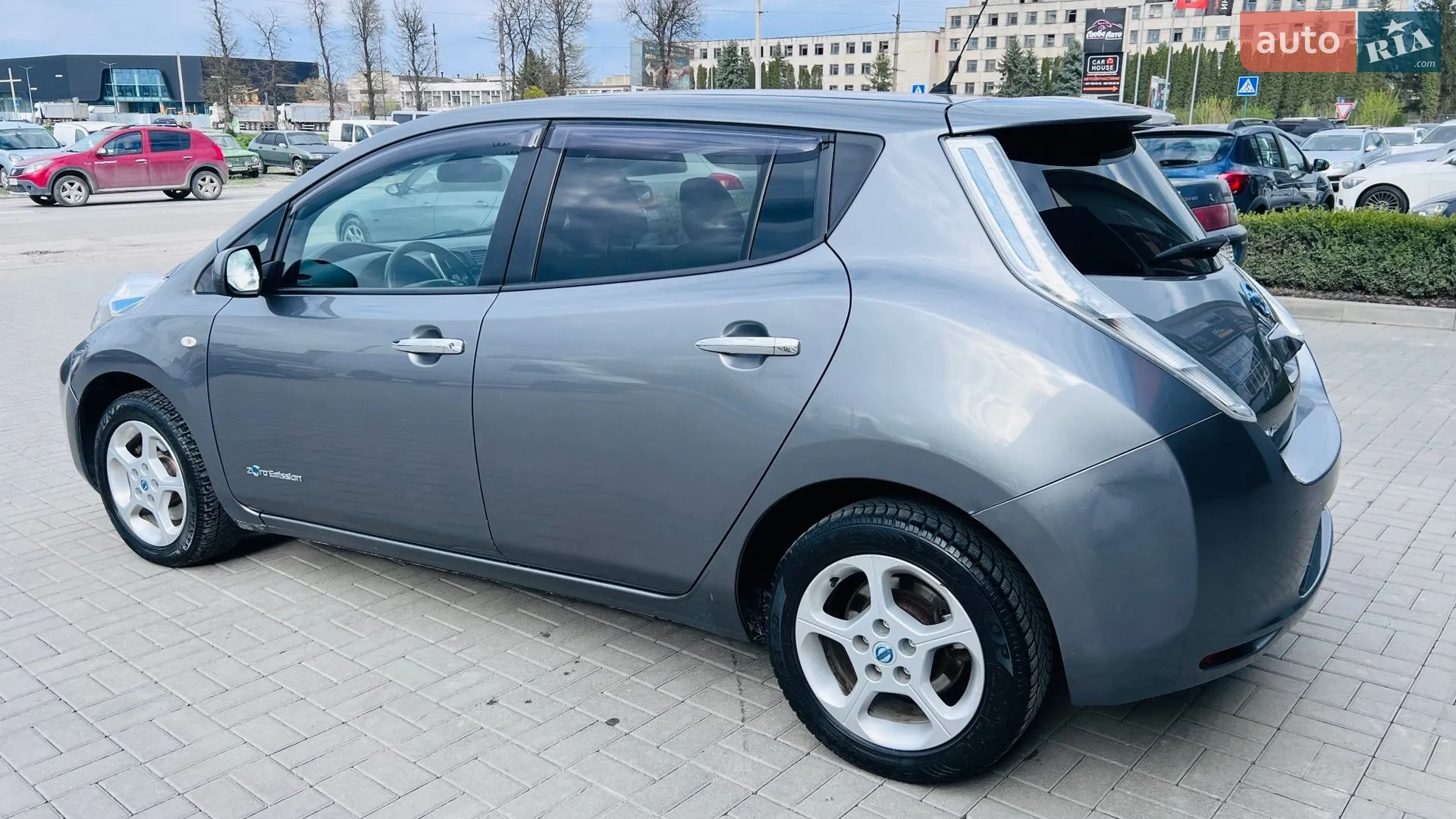 2015 Nissan Leaf - мініатюра 8