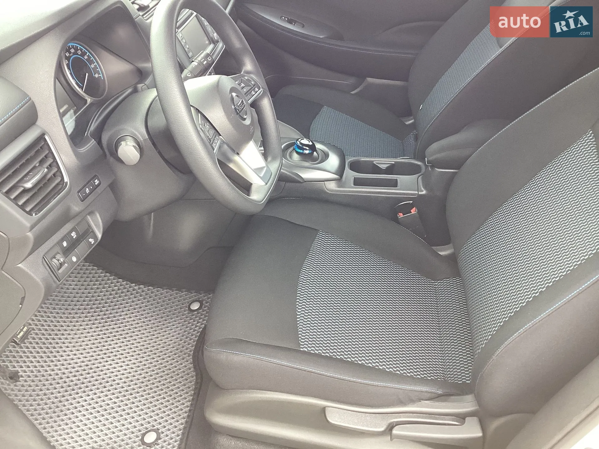 2019 Nissan Leaf - мініатюра 17