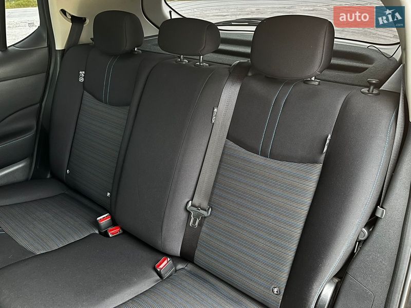 Хетчбек Nissan Leaf 2018 в Кобеляках