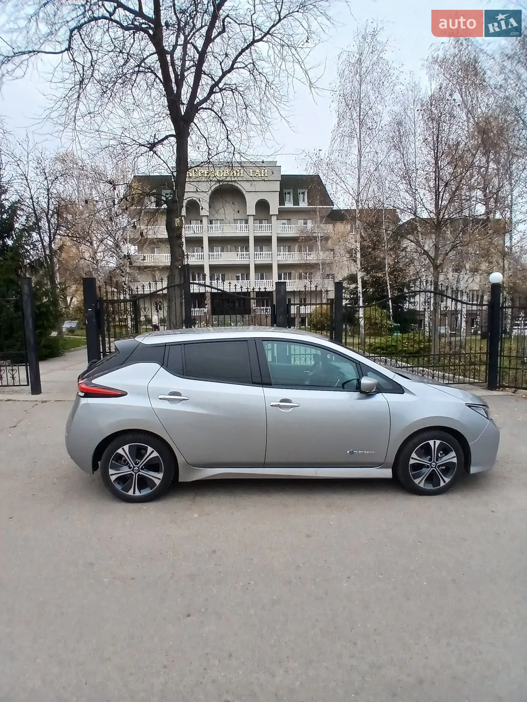 2020 Nissan Leaf - мініатюра 2