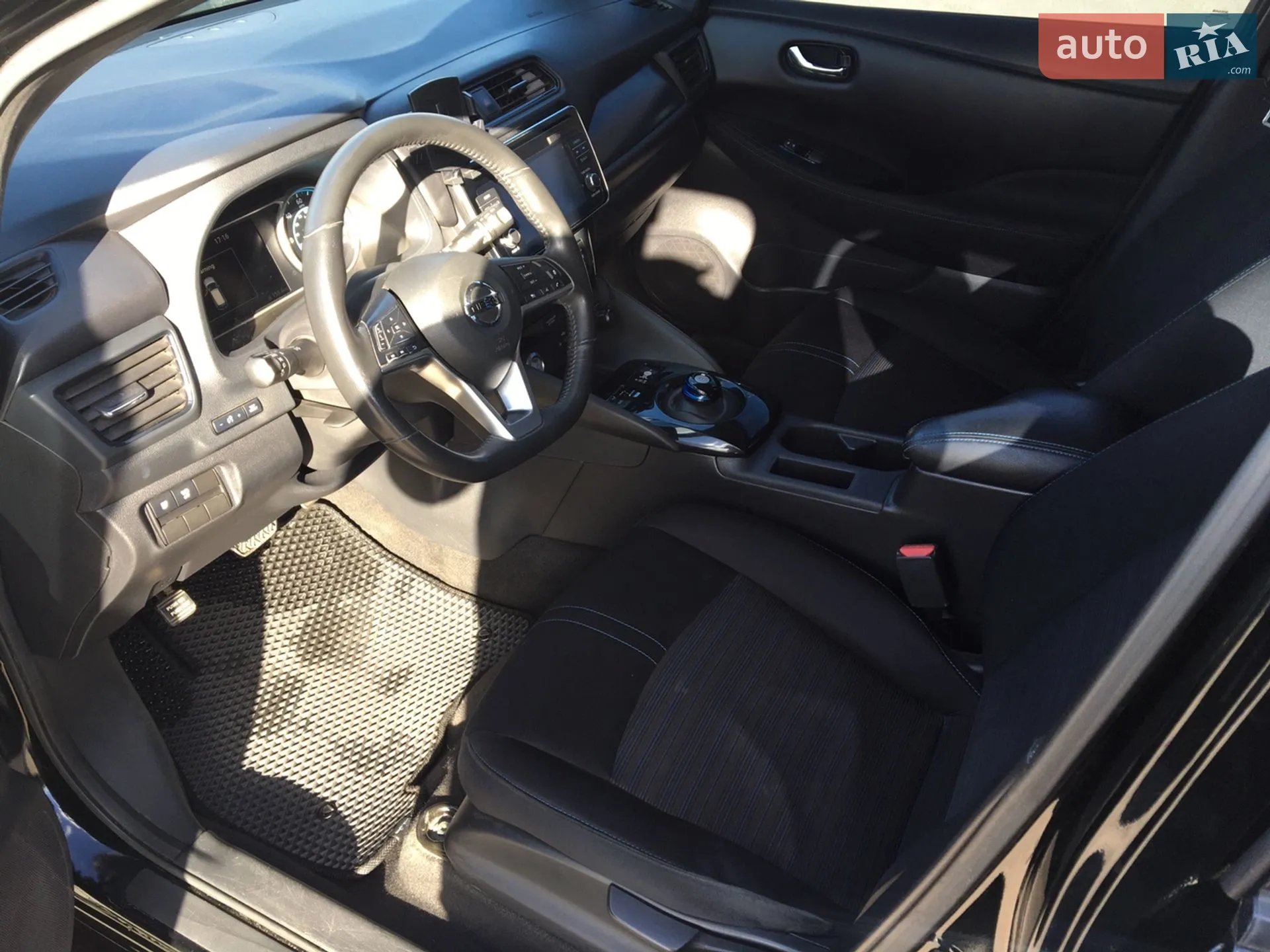 2019 Nissan Leaf - мініатюра 3