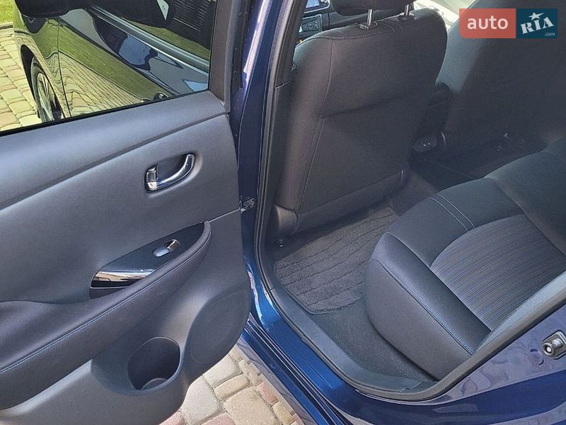 Хэтчбек Nissan Leaf 2021 в Ровно