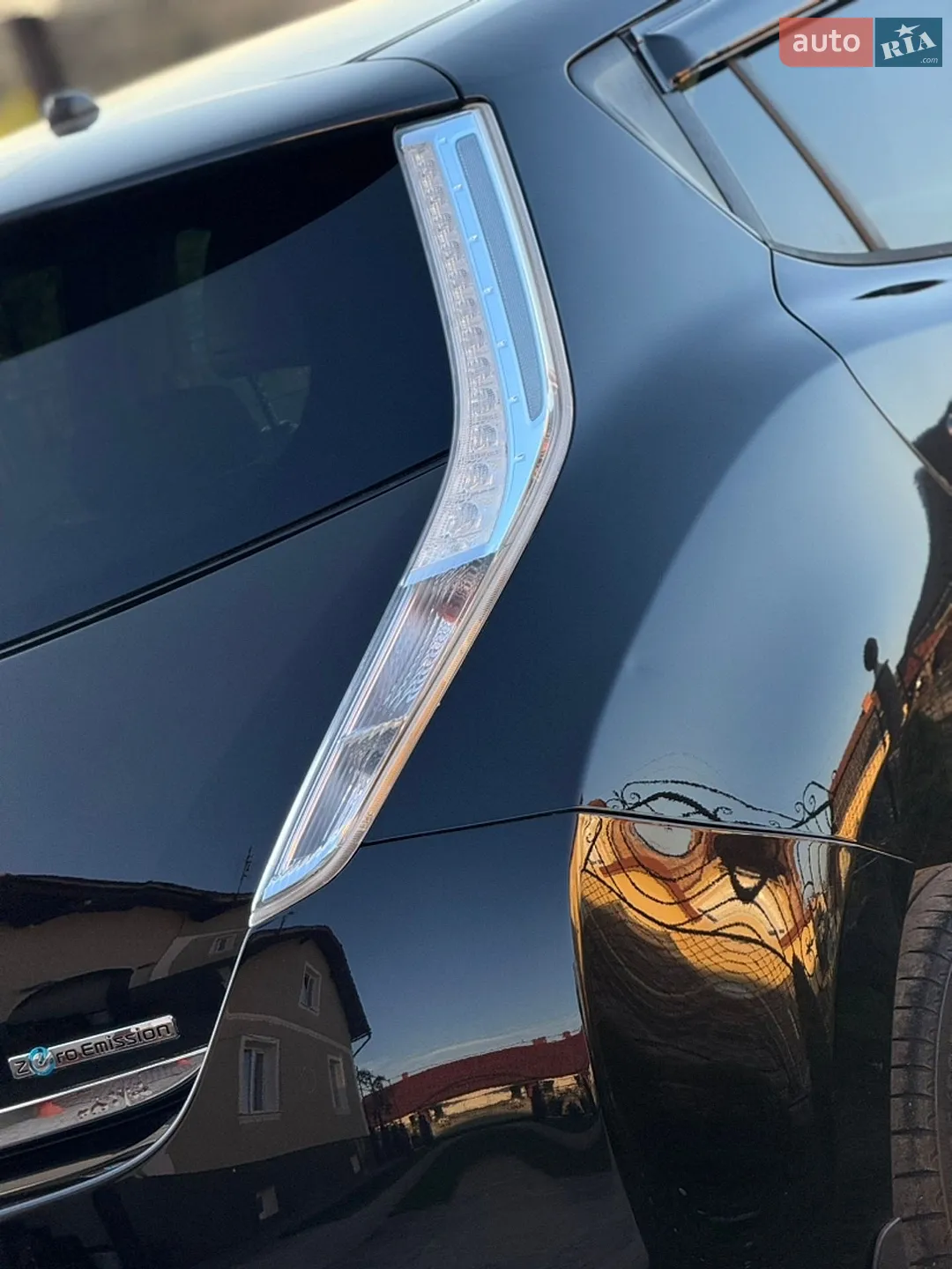 2013 Nissan Leaf - мініатюра 33