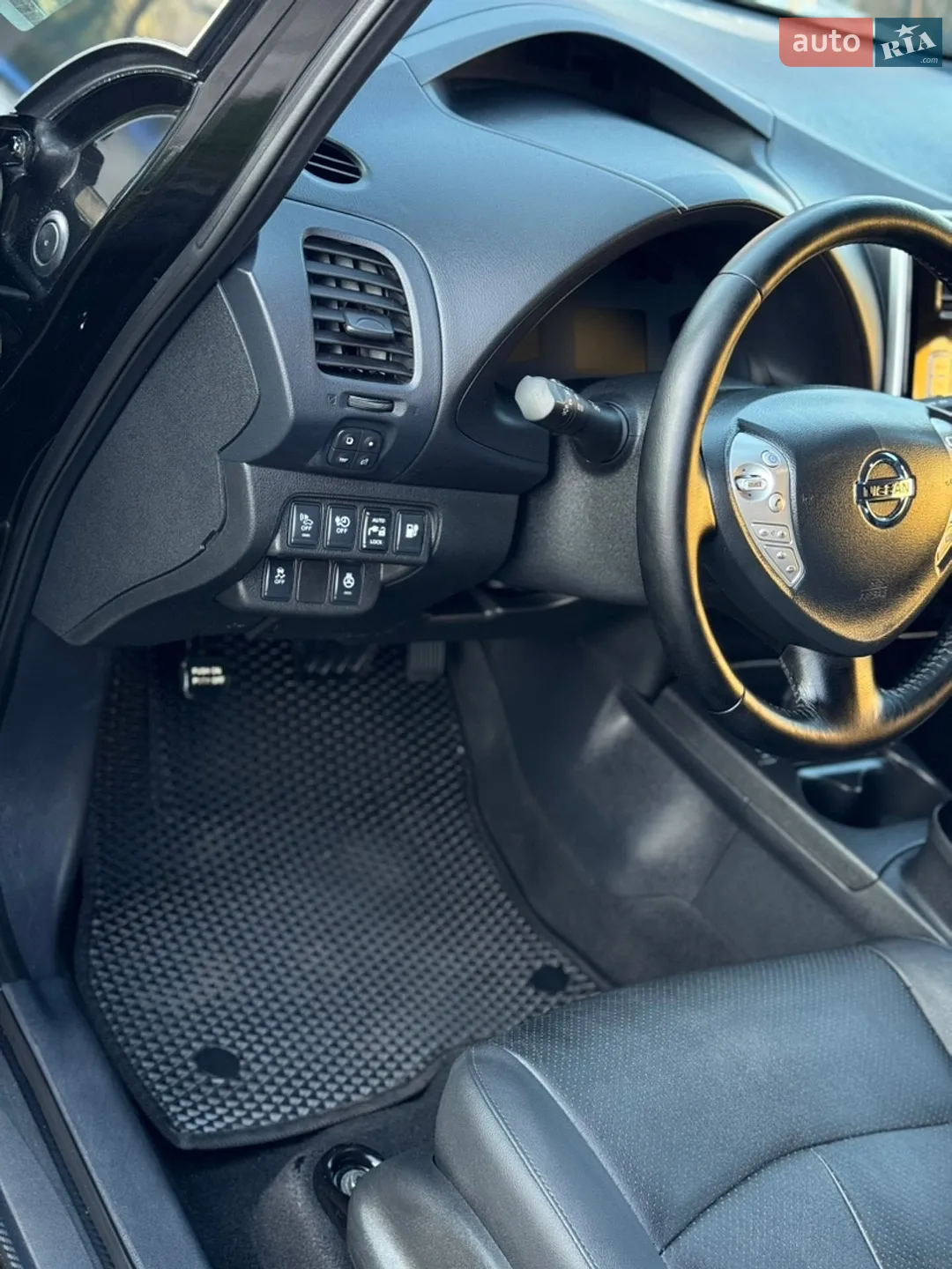 2013 Nissan Leaf - мініатюра 42