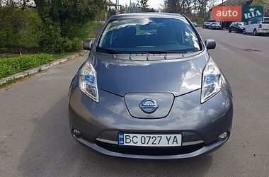 Хэтчбек Nissan Leaf 2014 в Львове