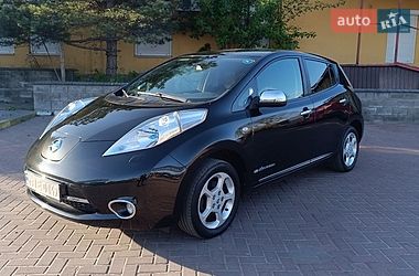 Хетчбек Nissan Leaf 2015 в Рівному