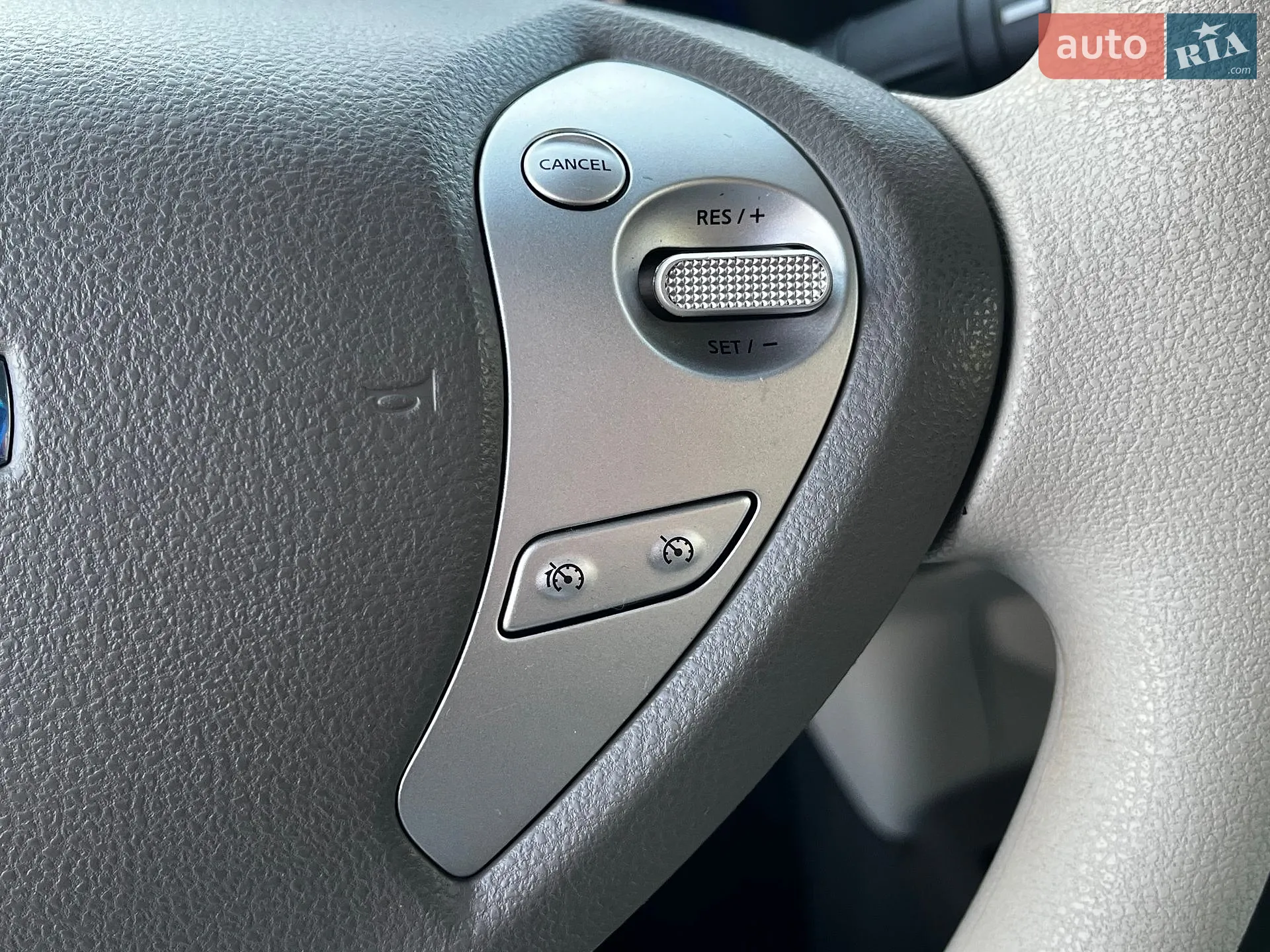 2012 Nissan Leaf - мініатюра 30