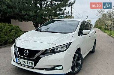 Хэтчбек Nissan Leaf 2020 в Днепре