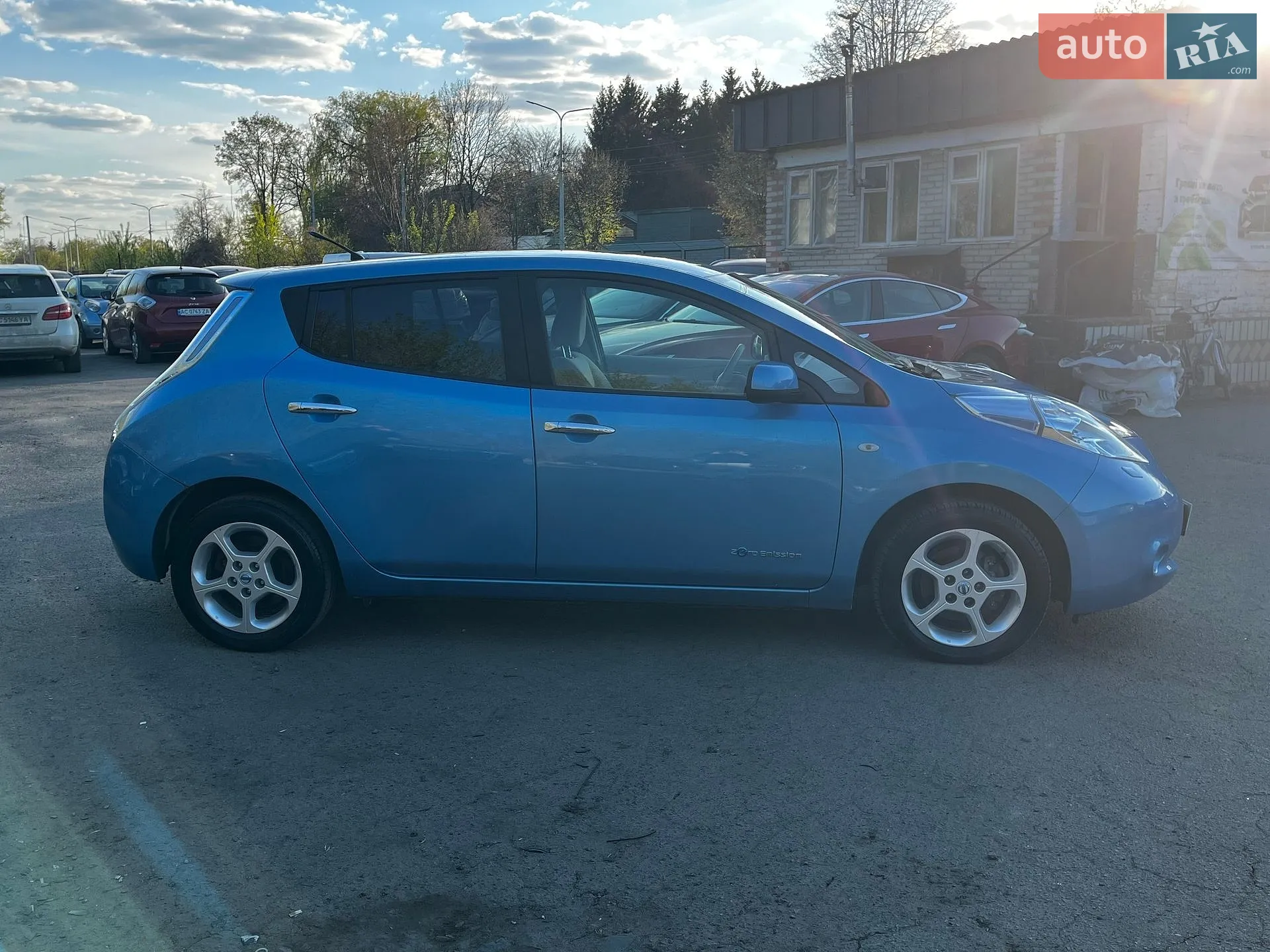 2011 Nissan Leaf - мініатюра 5