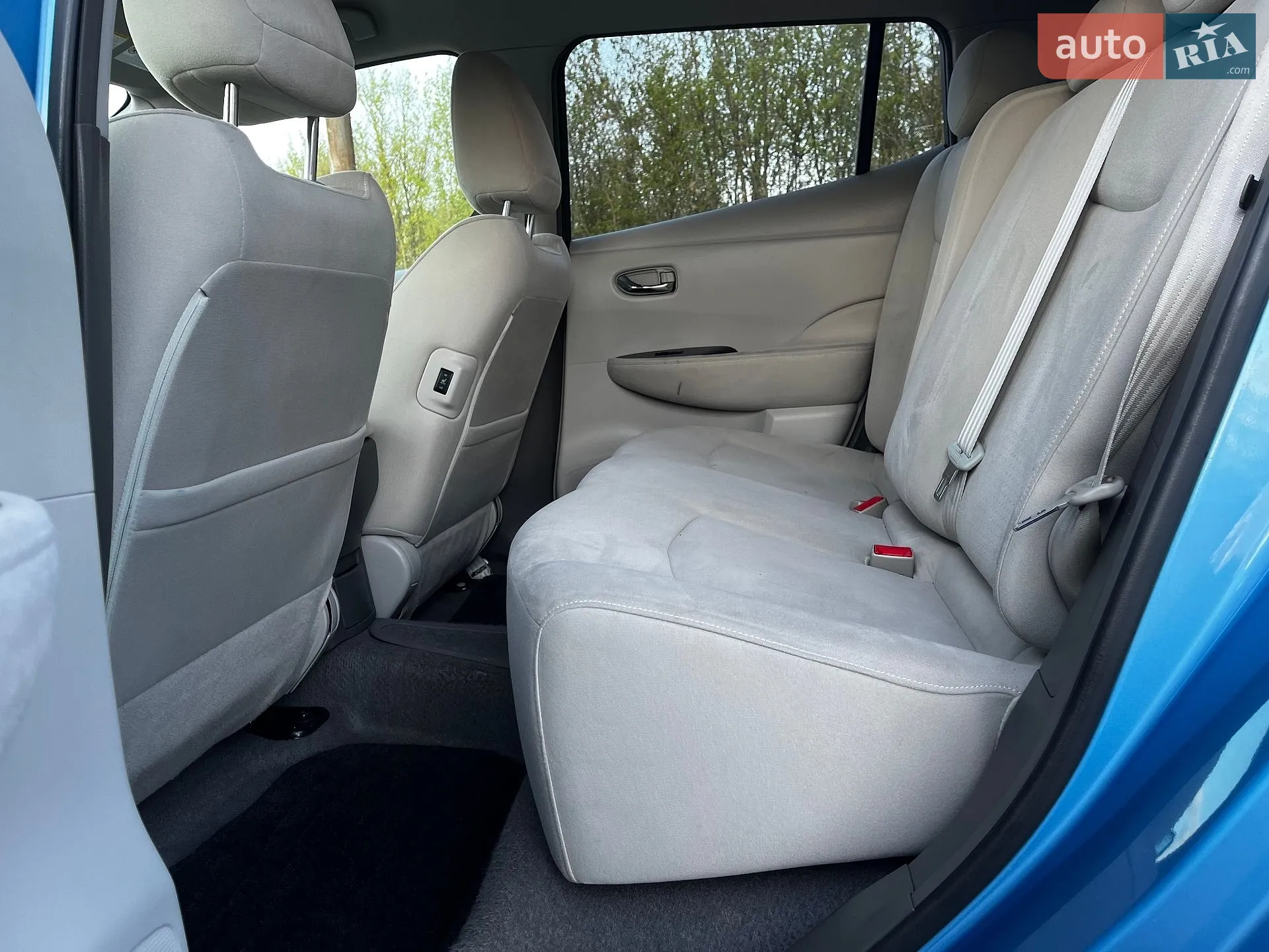 2011 Nissan Leaf - мініатюра 21