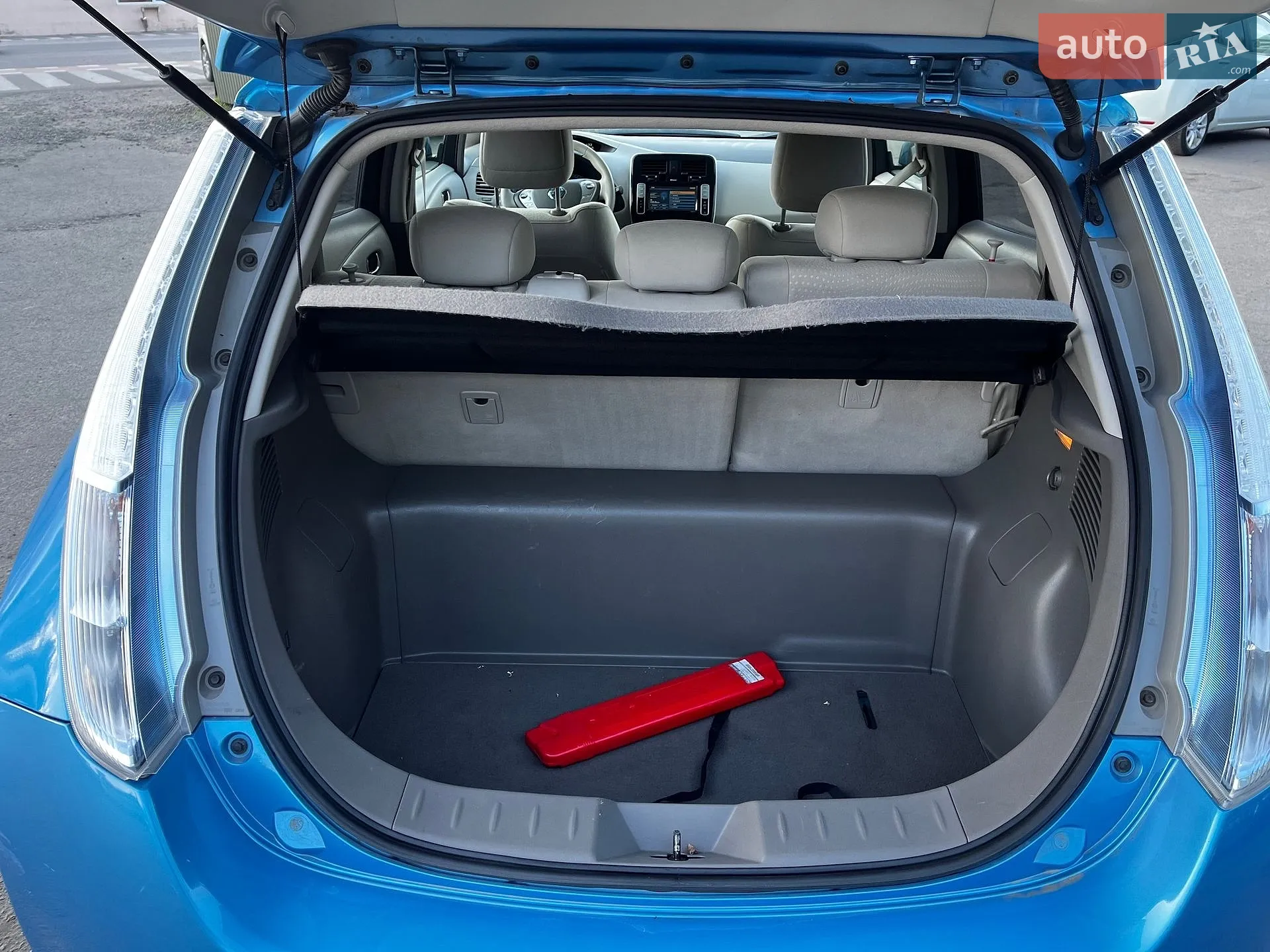 2011 Nissan Leaf - мініатюра 24