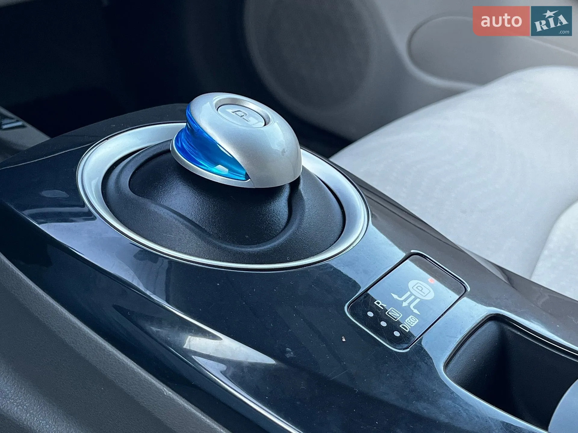 2011 Nissan Leaf - мініатюра 44
