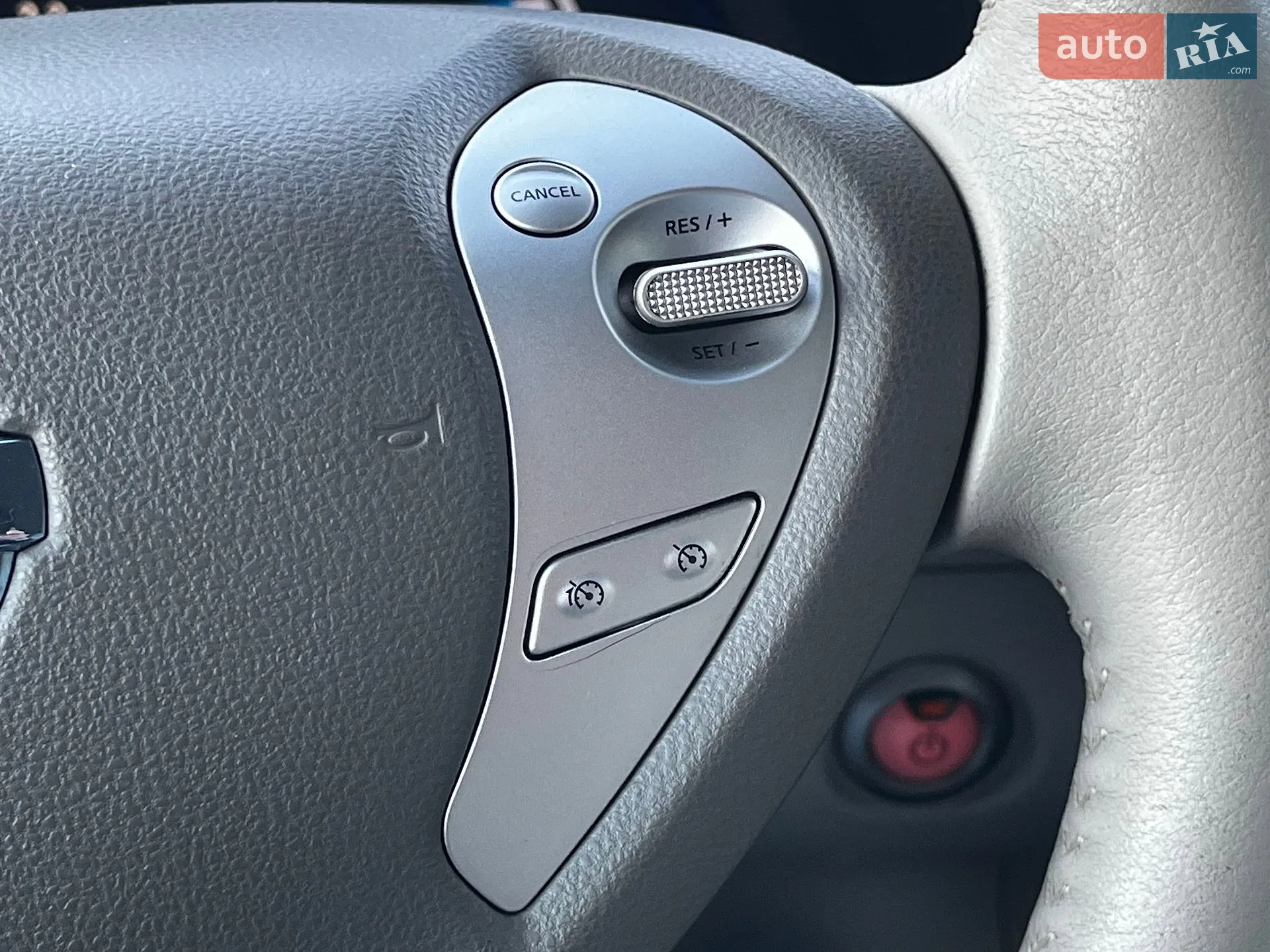 2011 Nissan Leaf - мініатюра 43