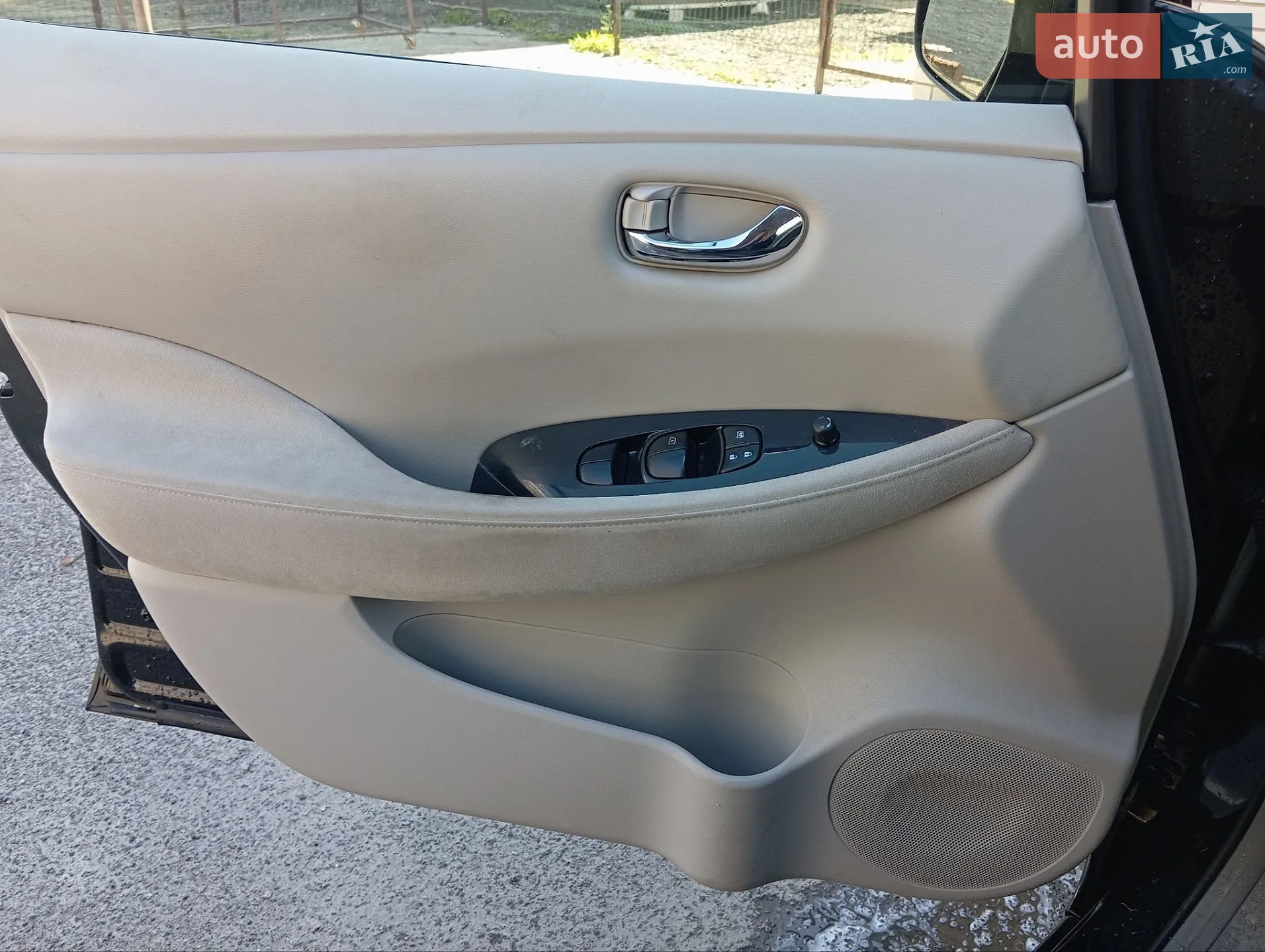 2011 Nissan Leaf - мініатюра 17