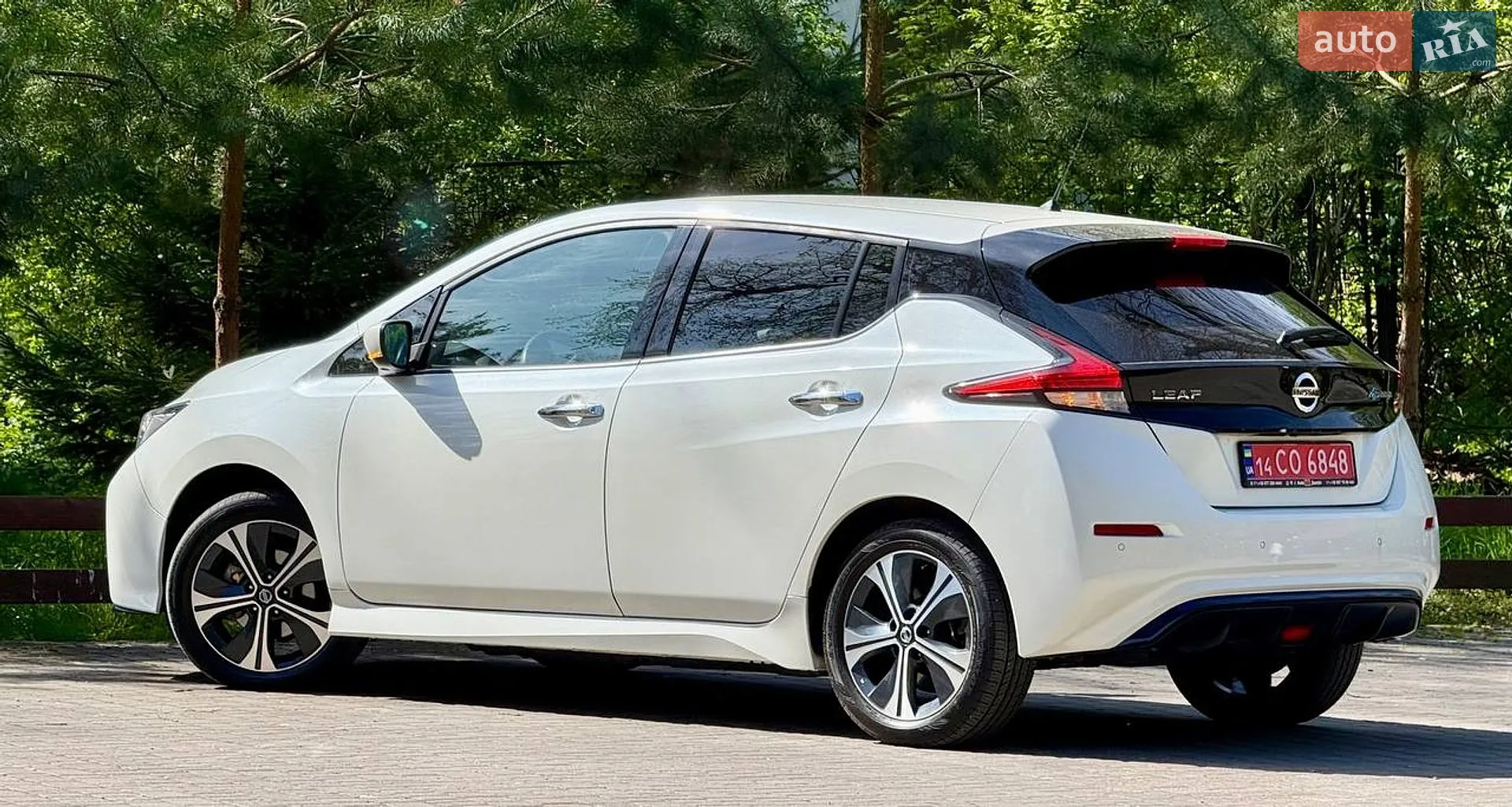 2020 Nissan Leaf - мініатюра 11