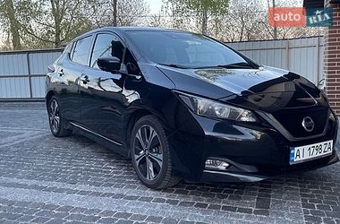 Хетчбек Nissan Leaf 2018 в Києві
